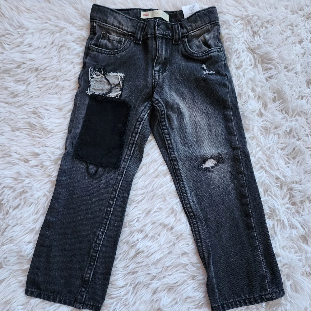 💕3/$15💕 Faded Black Patch Design 511 Levi's
